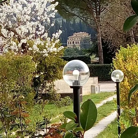 Oda ve Kahvaltı Fior Fiore